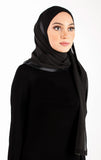 black kuwaiti hijab wrapped once with long shawl